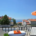 Rose Lejlighed Novi Vinodolski